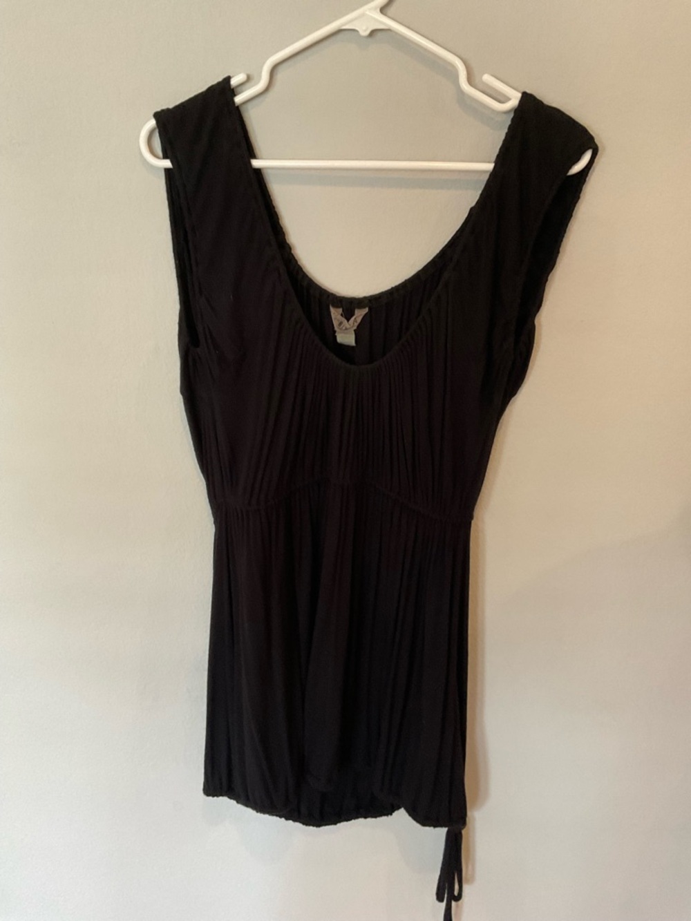 Bitten by Sarah Jessica Parker Black Sleeveless Scoop Neck Tunic